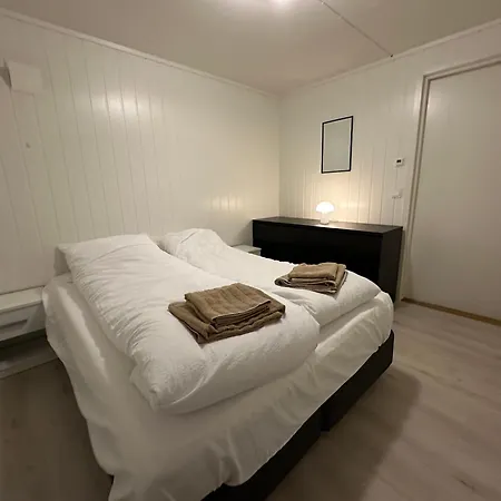 Modern Basement Apartment, 65 Square Meters * Alta